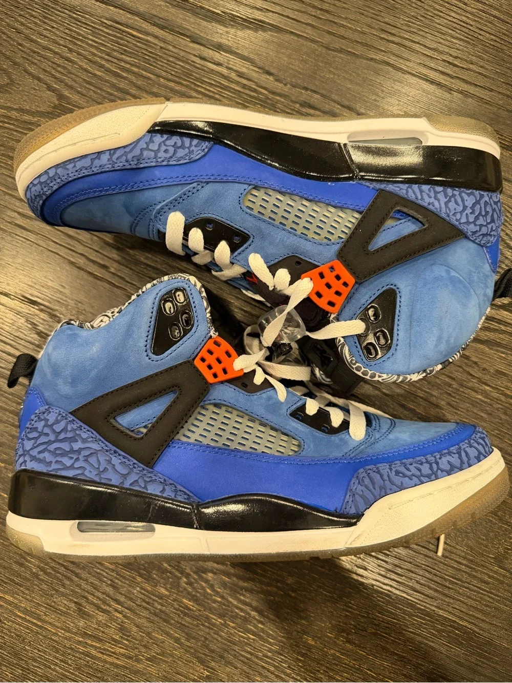 NIKE JORDAN SPIZIKE KNICKS BLUE / ORANGE FLASH 2011 size 9.5